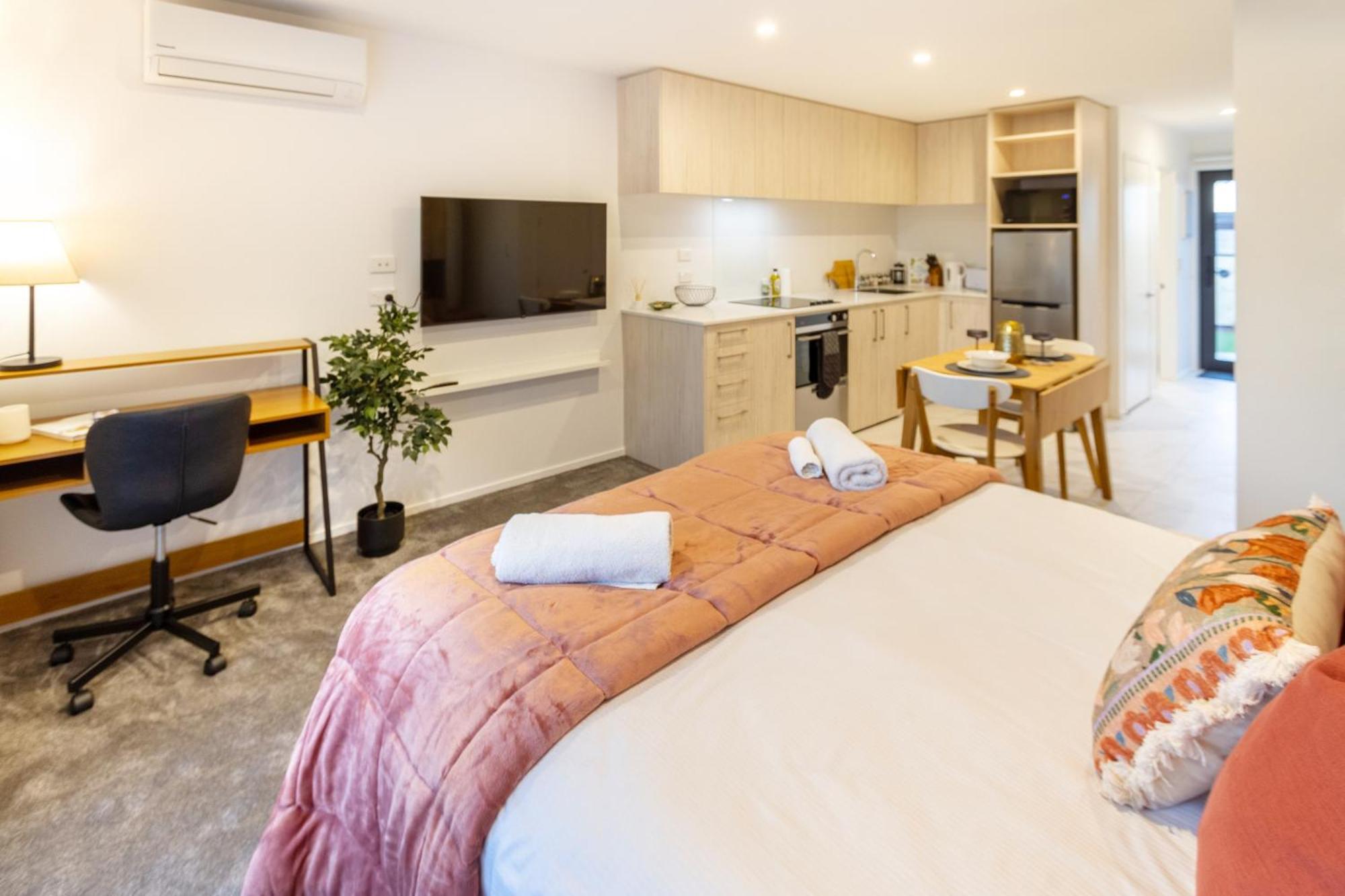 Apartment Ground Floor - Wilmer Street, Office Space *